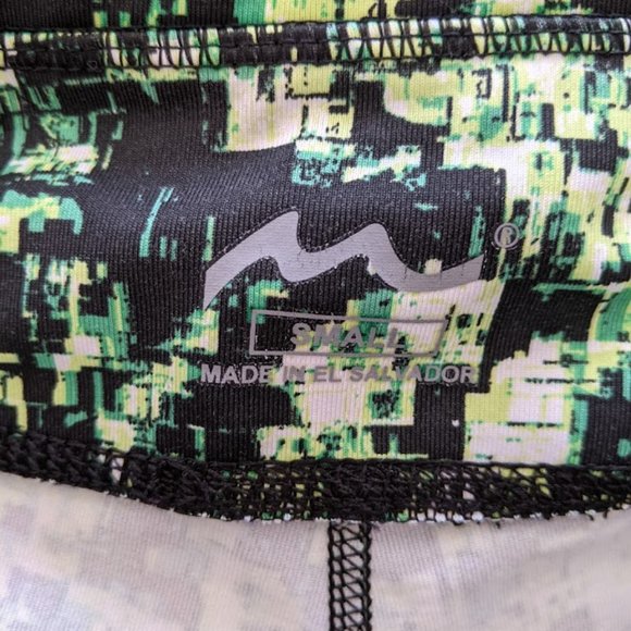 Women's Green and Black Graphic Pixelated Capris Size S - Picture 7 of 8